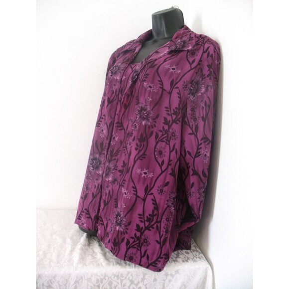 NOTATIONS PURPLE/BLACK FLORAL  BUTTON BLOUSE PLUS SIZE WITH ATTACHED CAMI 1X - Picture 4 of 11